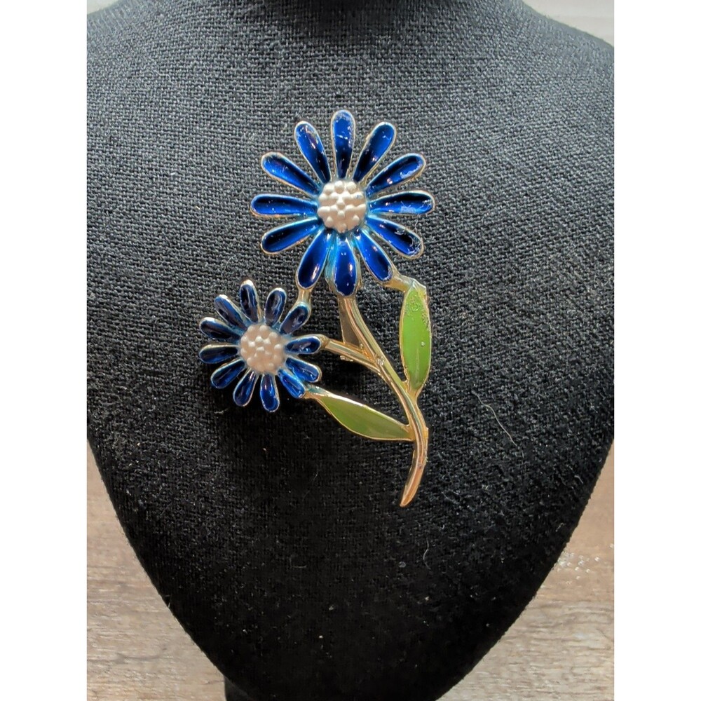Vintage 1960s Mod Blue Enamel Double Daisy Flower Brooch Pin Gold Tone Stem Leaf